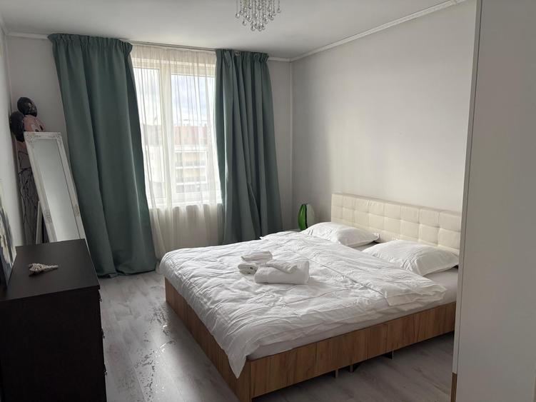 Apartament cu 3 camere,2 balcoane,parcare,zona Tineretului - 13