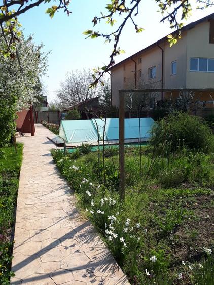 Casă individuală cu 7 camere cu Garaj în Ordoreanu