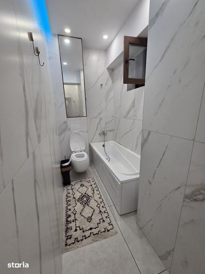 Apartament cu 3 camere în Tudor Vladimirescu