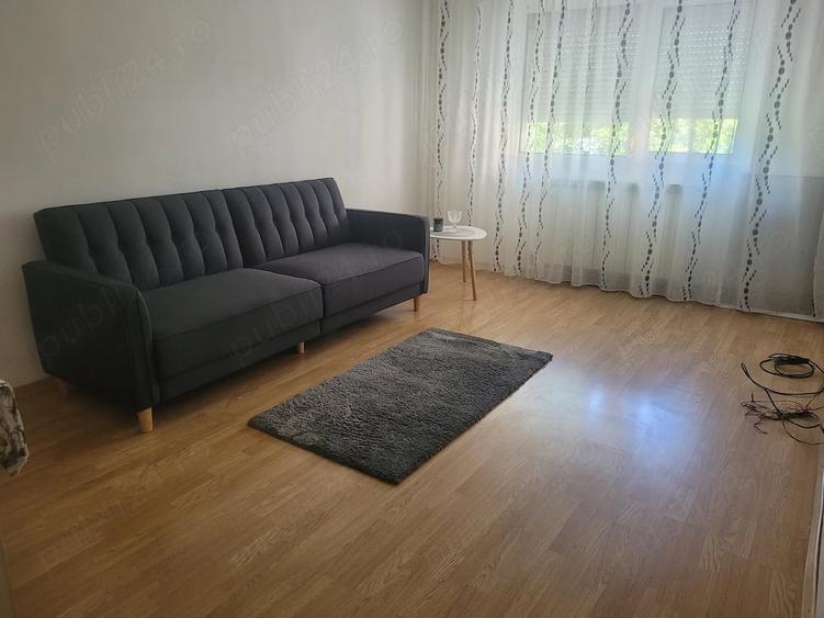 Garsonieră decomandată în Micro 21