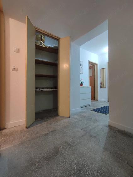 Apartament cu 2 camere decomandat în Negru Vodă