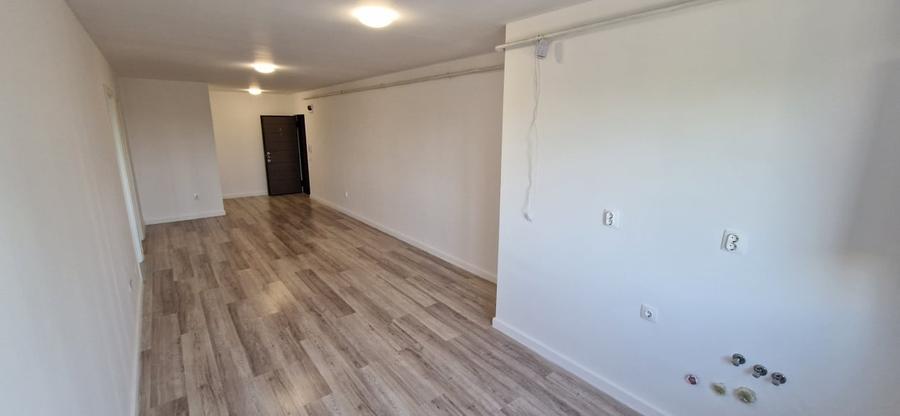 Apartament cu 2 camere decomandat în Exterior Est