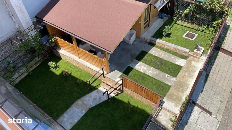 Casă cu 5 camere cu Teren 138 Mp în Central