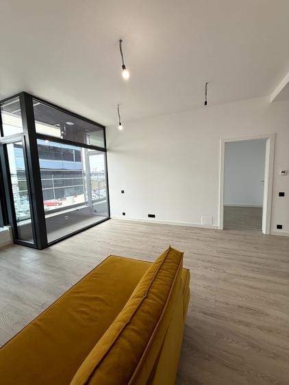 Apartament cu 2 camere semidecomandat în Pipera
