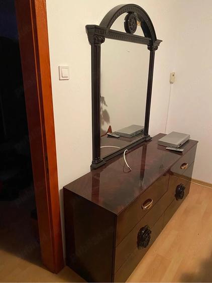 Apartament cu 2 camere nedecomandat în Central