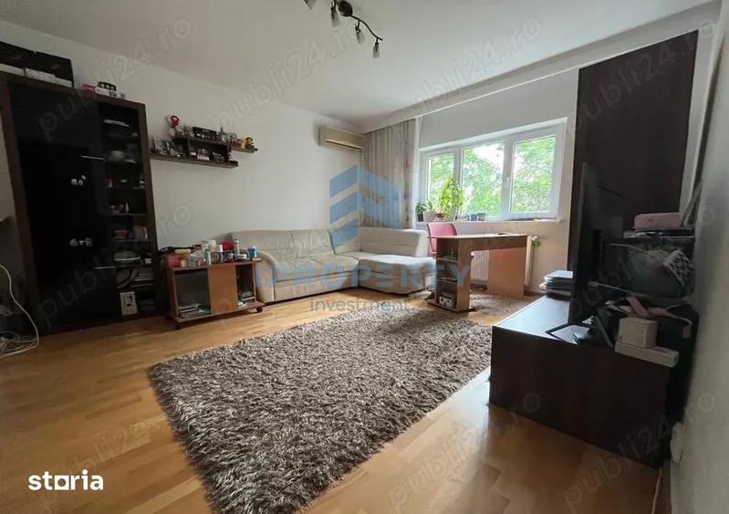 Apartament cu 3 camere în Nerva Traian