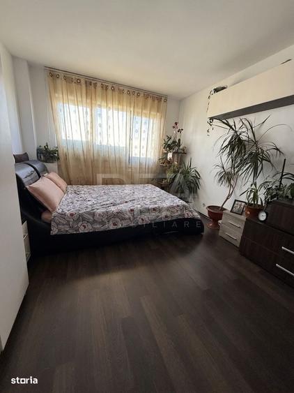 Apartament cu 3 camere decomandat în Drumul Taberei