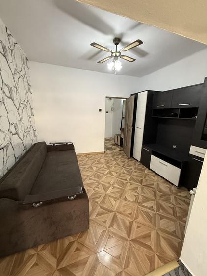 Apartament cu 3 camere în Aștileu
