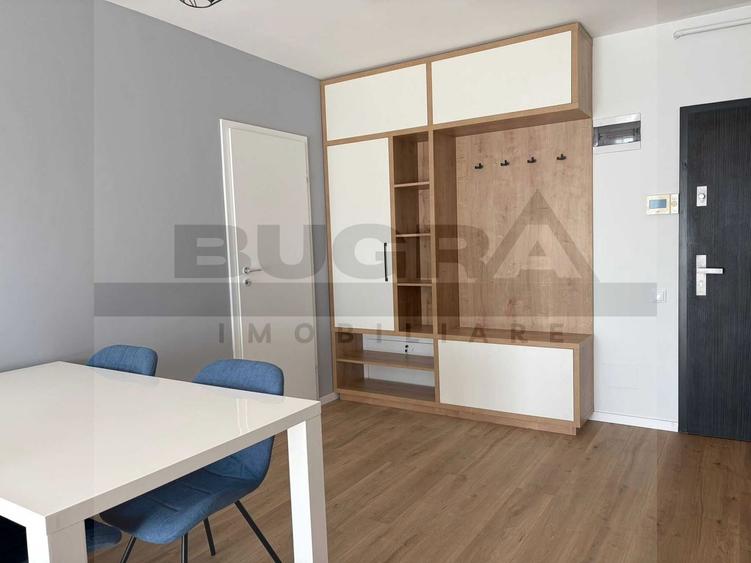 Apartament cu 3 camere semidecomandat, mobilat în Gheorgheni