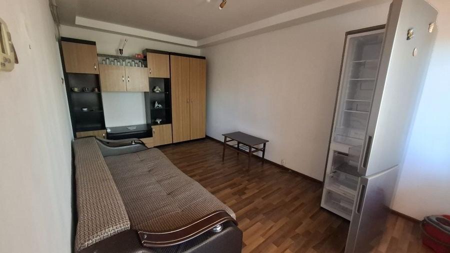 Inchiriez garsoniera in Turda str Tineretului nr 34. - 2