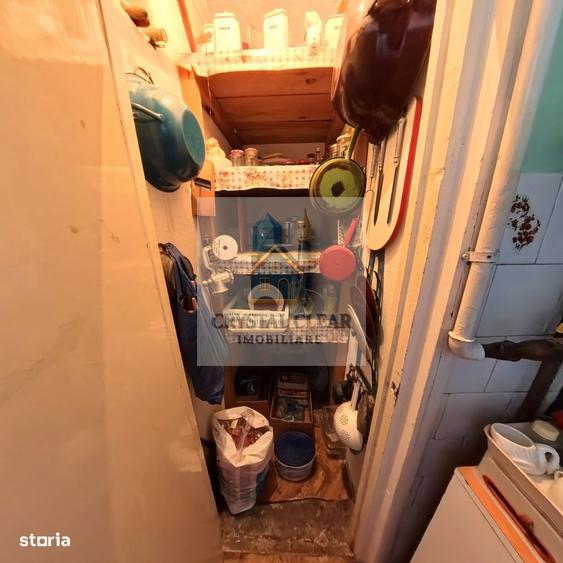 Apartament cu 3 camere decomandat în 1848