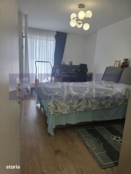 Apartament cu 3 camere decomandat în Străulești