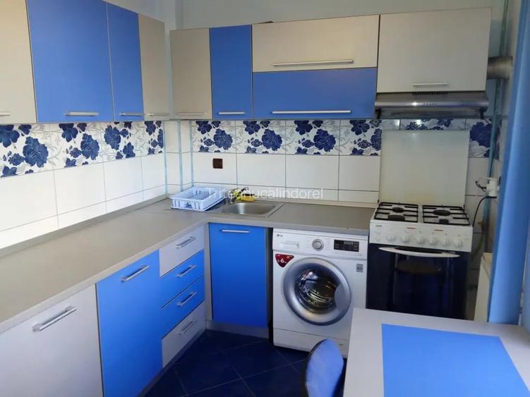 Inchiriez Apartament o camera in Baciu central