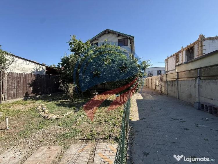 Casă cu 7 camere cu Teren 372 Mp în Central