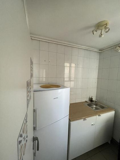 Garsonieră semidecomandată în Noua