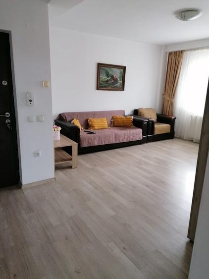 Apartament cu 2 camere decomandat în Cetate