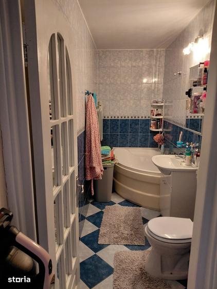 Apartament cu 2 camere decomandat în Exterior Vest