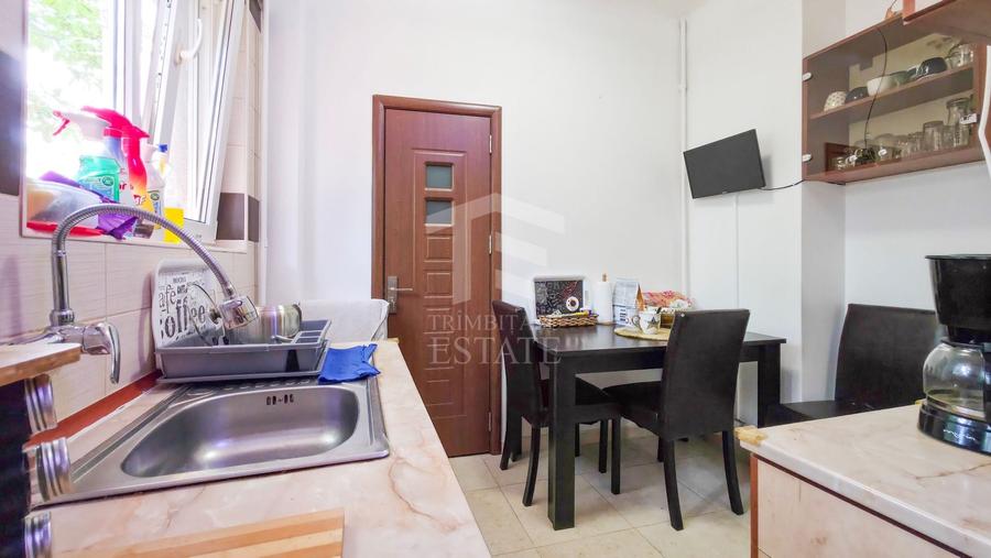 Apartament cu 3 camere decomandat, mobilat în Ferentari