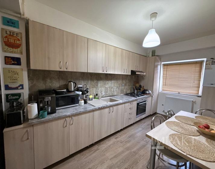 Apartament cu 2 camere decomandat, mobilat în Florești
