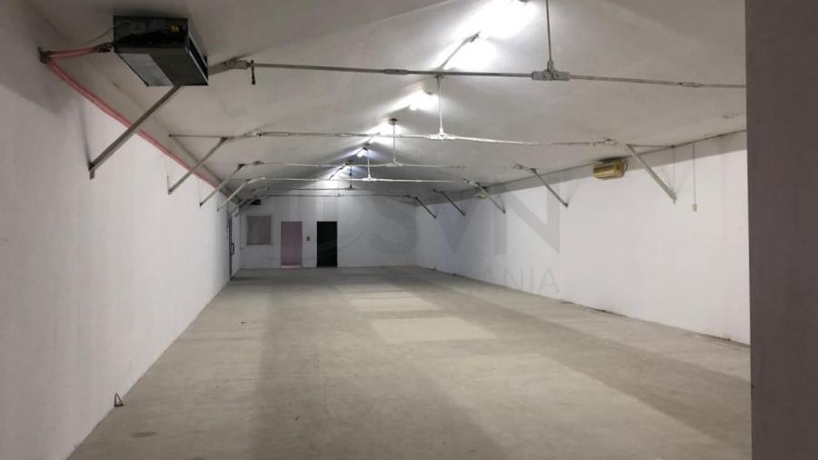 Spațiu comercial, de 475 mp, în Vest