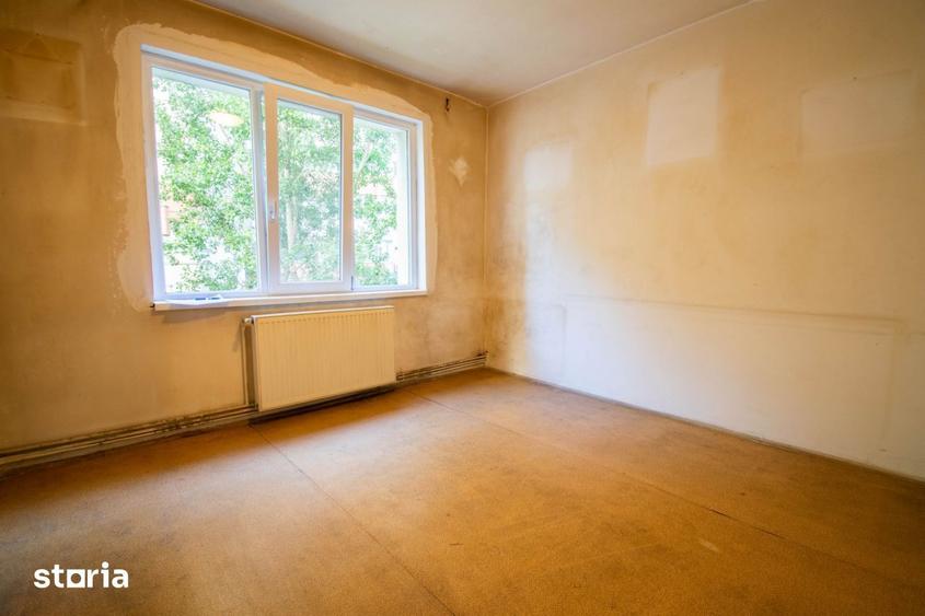 Apartament cu 3 camere decomandat în Pantelimon