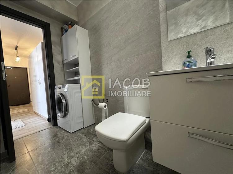 Apartament cu 2 camere decomandat în Calea Moldovei