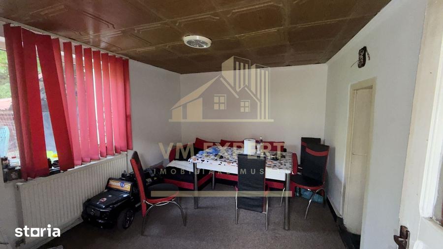 Casă cu 4 camere cu Teren 233 Mp în Sud