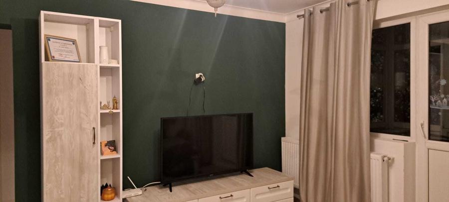 Apartament cu 2 camere semidecomandat în Micro 3