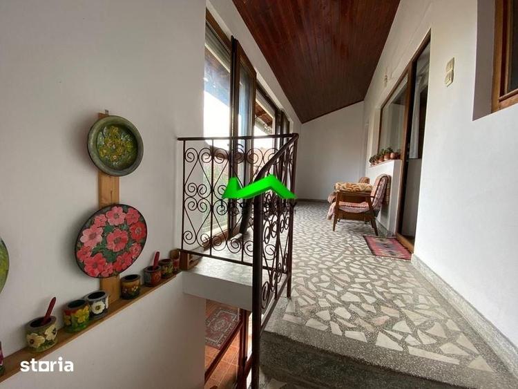 Casă cu 4 camere cu Teren 400 Mp în Trei Stejari