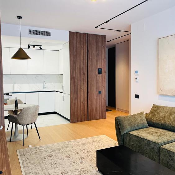 Apartament cu 2 camere în Barbu Văcărescu