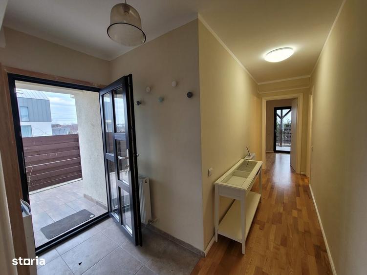 Casă cu 4 camere în Odăile