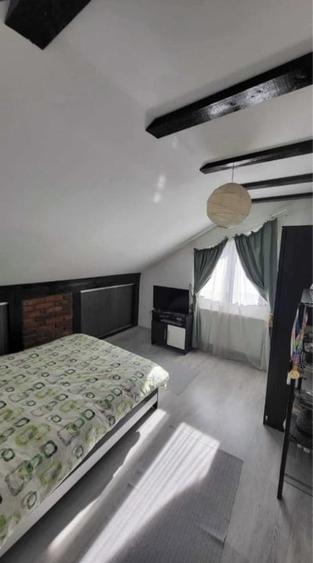 Apartament cu 2 camere semidecomandat, mobilat în Între Lacuri