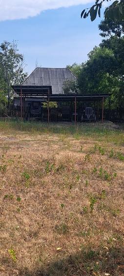 Casă cu 3 camere în Bătrâna