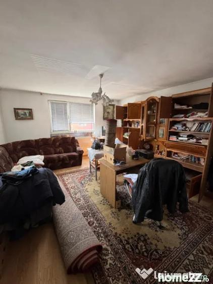 Casă cu 3 camere cu Teren 3300 Mp în Coltău