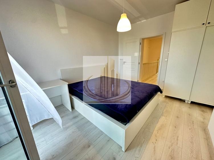 Duplex cu 5 camere cu Canalizare în Dumbrăvița