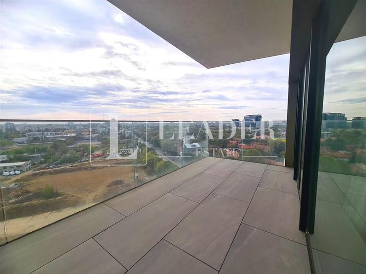 Apartament cu 3 camere semidecomandat, mobilat în Floreasca