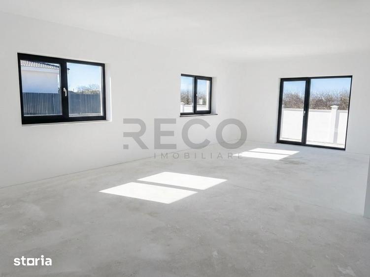 Casă cu 4 camere cu Teren 572 Mp în Oșorhei