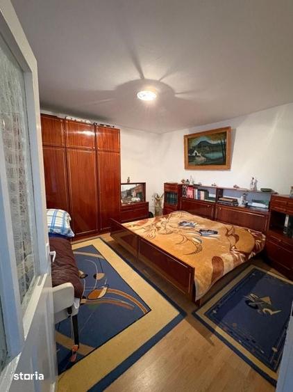 Casă cu 5 camere cu Teren 1600 Mp în Săcălășeni