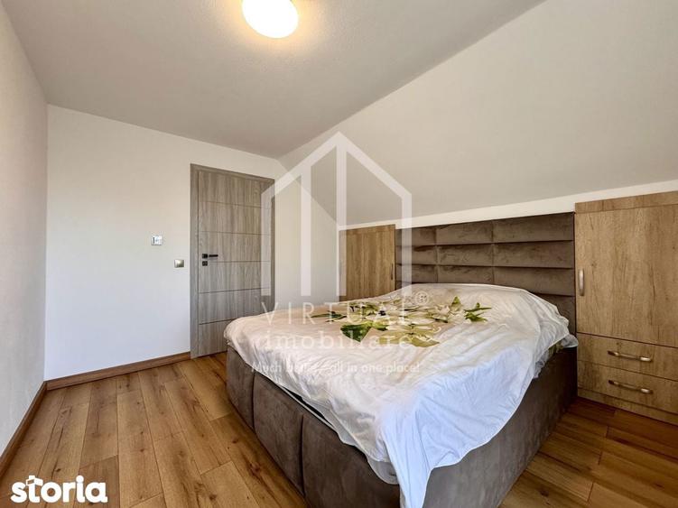 Casă cu 5 camere cu Teren 648 Mp în Roșia