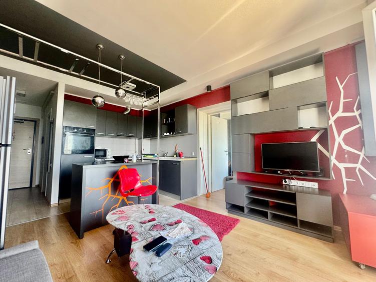 Apartament cu 2 camere semidecomandat în Ștefăneștii de Jos
