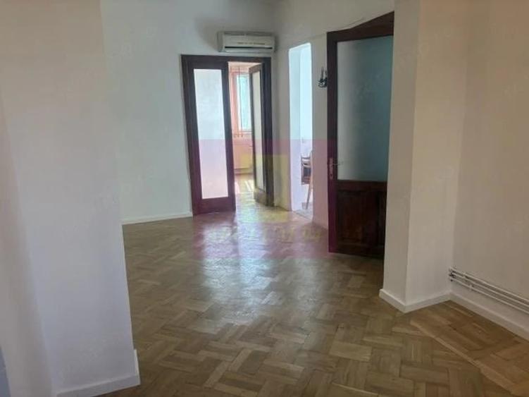 Apartament 3 camere in vila Cotroceni- Palat. - 4
