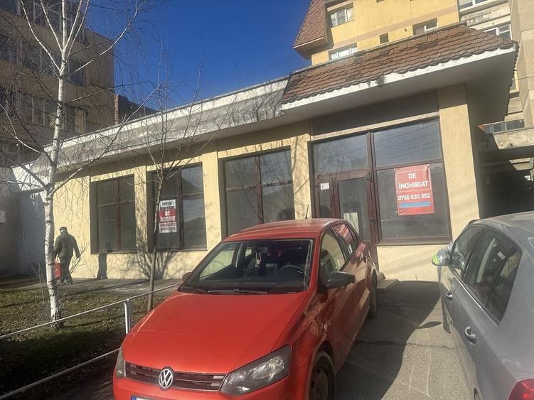 Spațiu comercial, în Central