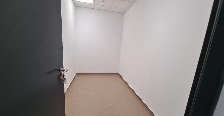 Spațiu comercial, de 1,695 mp, în Aradul Nou