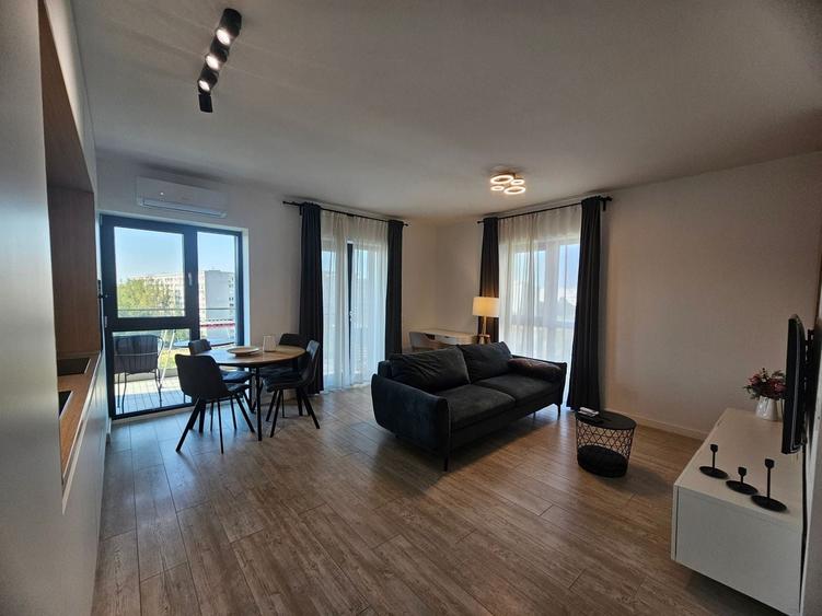 Apartament cu 3 camere decomandat în Herăstrău