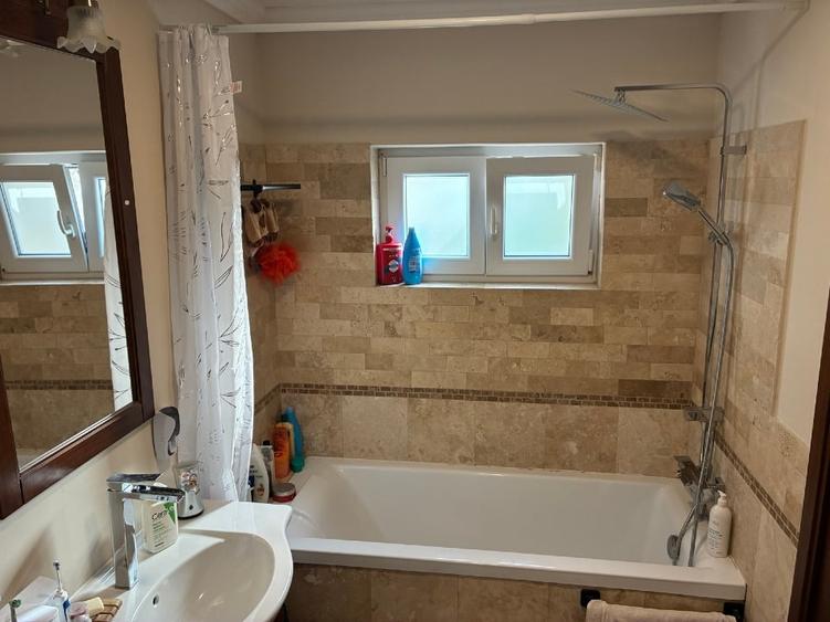 Duplex cu 3 camere cu Canalizare în Moșnița Nouă