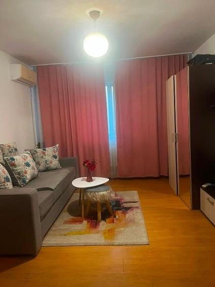 Garsonieră în Buziașului