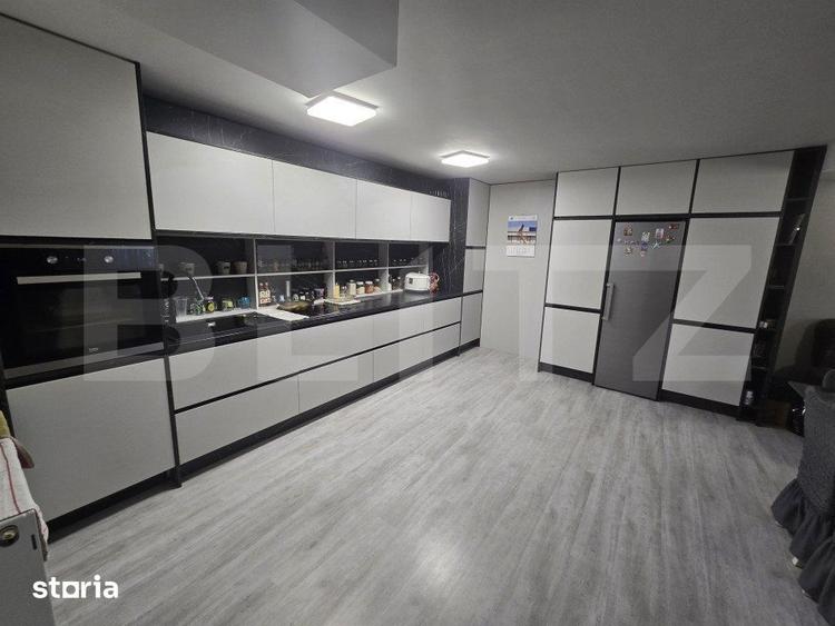 Casă cu 6 camere cu Teren 900 Mp în Apahida