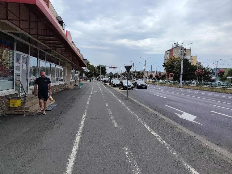 Spațiu comercial, de 167 mp, în UTA