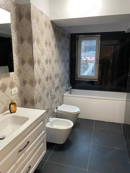 Apartament cu 2 camere semidecomandat în Sud