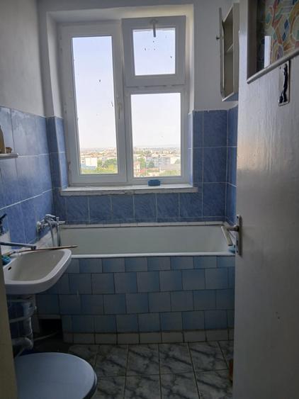 Apartament cu 2 camere semidecomandat, mobilat în Gară